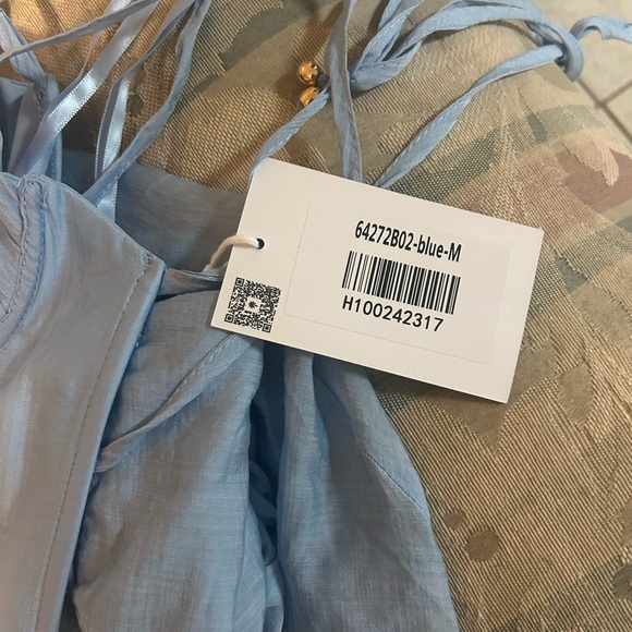 NWT hello Molly wedding guest dress - Picture 2 of 2